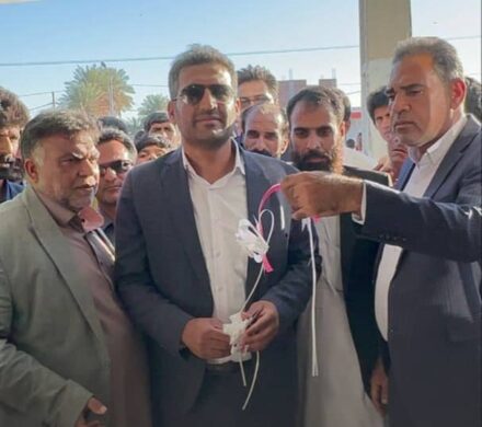 آواز آبادی به گوش می رسد